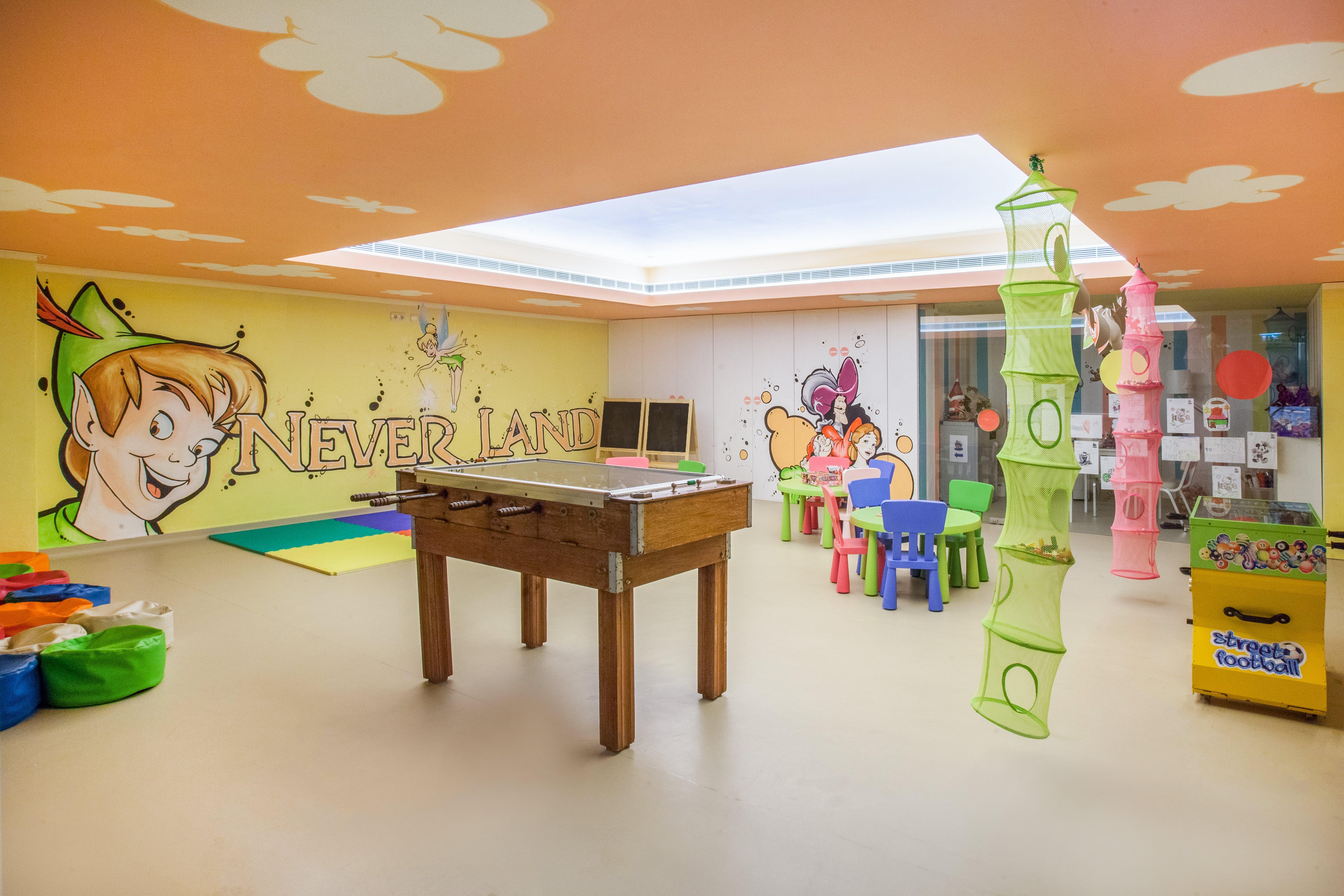 كراون بلازا فيلامورا المظهر الخارجي الصورة The Children's Hospital at the American Hospital of Rome