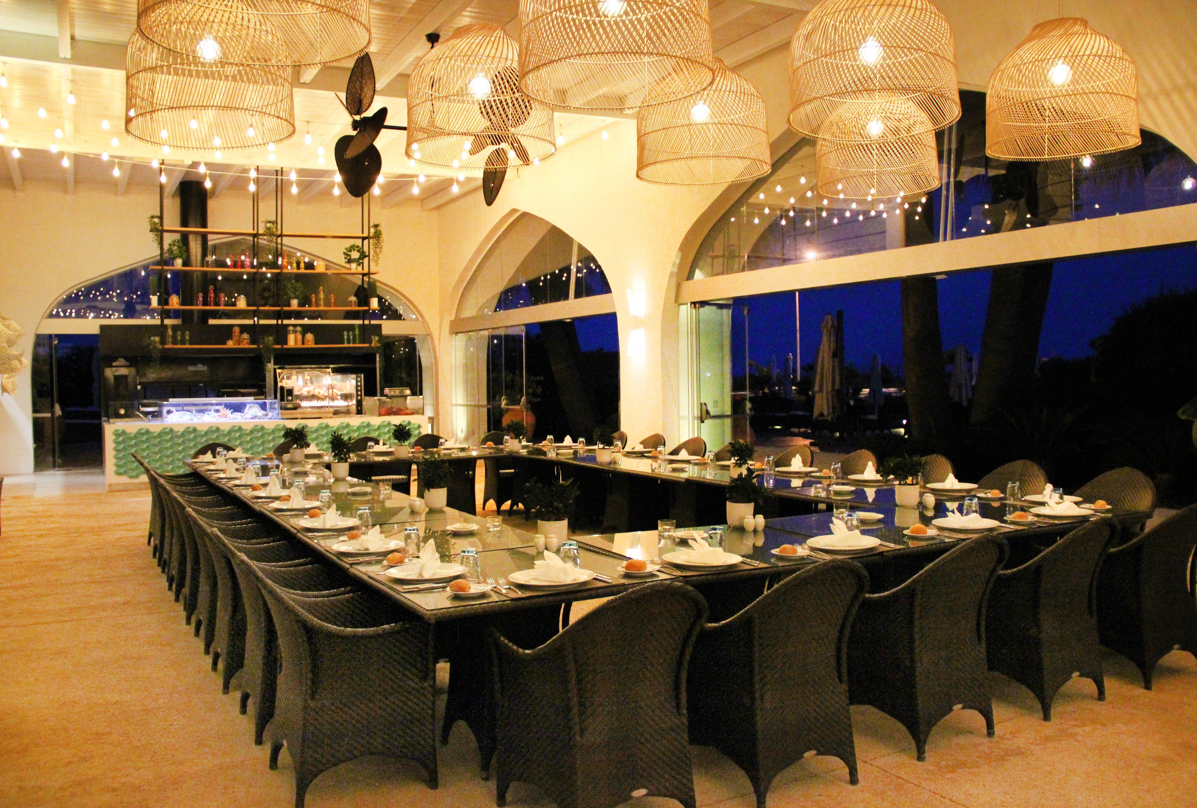 كراون بلازا فيلامورا المظهر الخارجي الصورة The restaurant