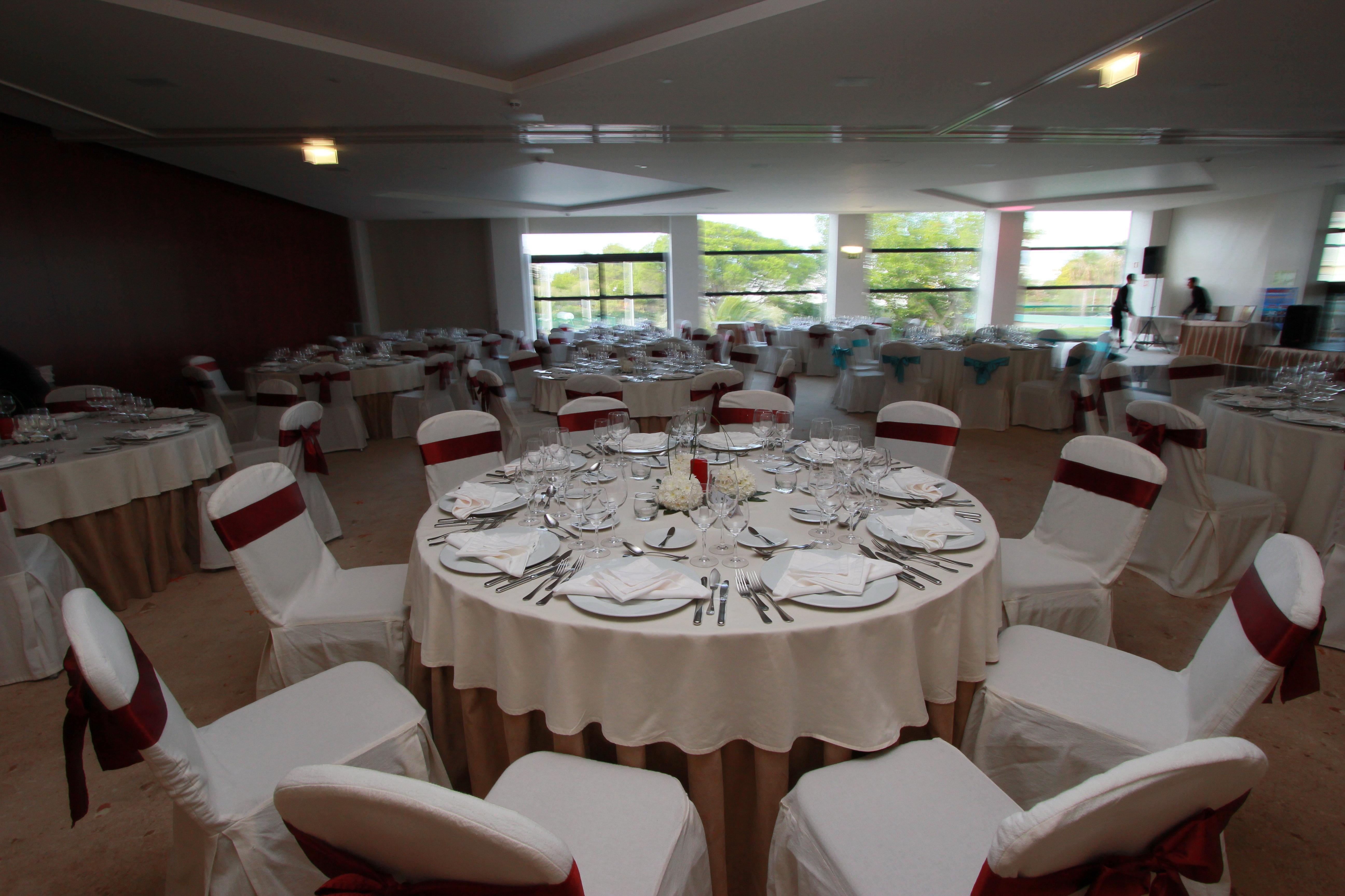 كراون بلازا فيلامورا المظهر الخارجي الصورة Banquet hall