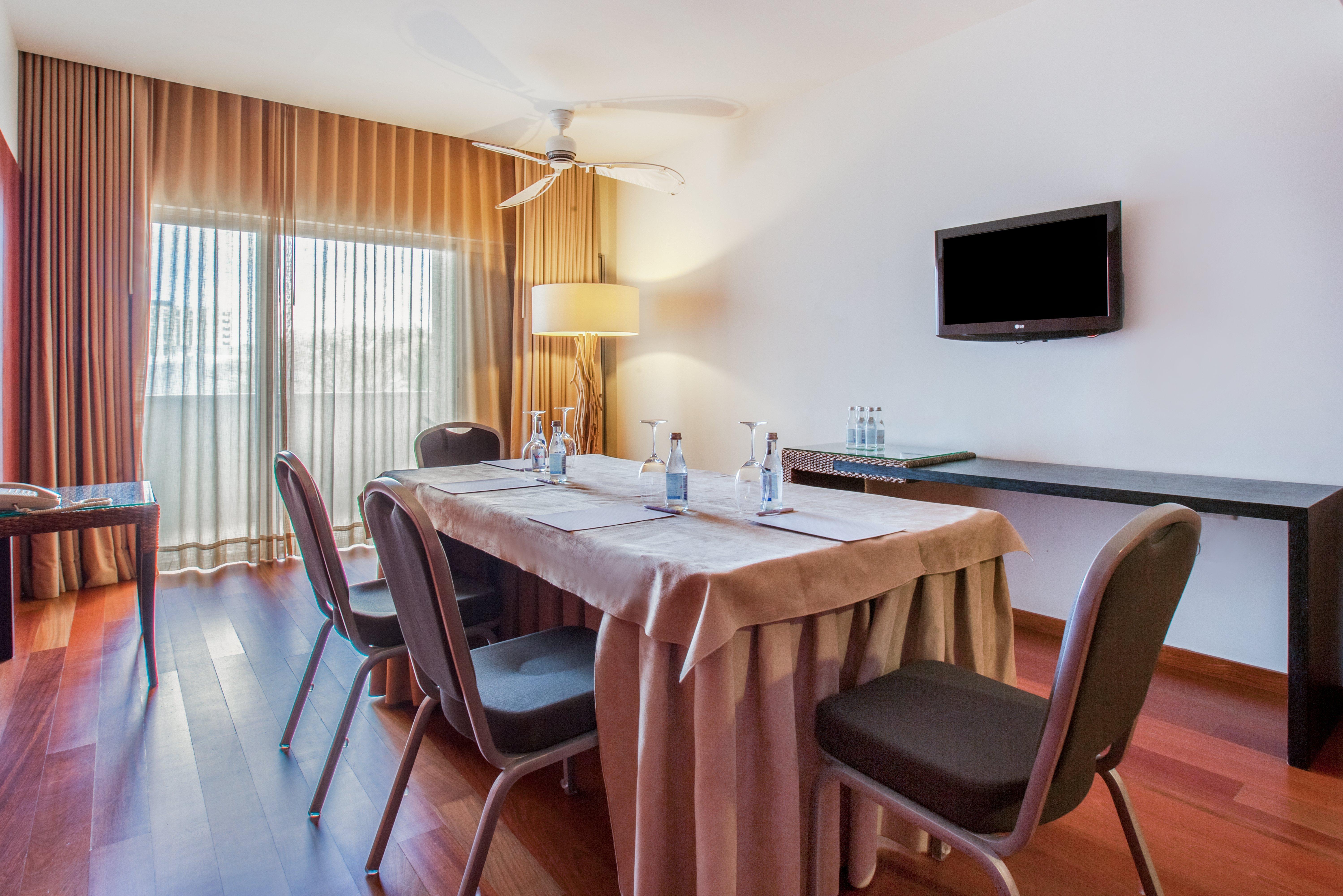 كراون بلازا فيلامورا المظهر الخارجي الصورة Meeting room